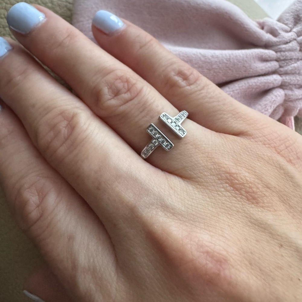 Luxury Silver T Ring with Crystal Accents